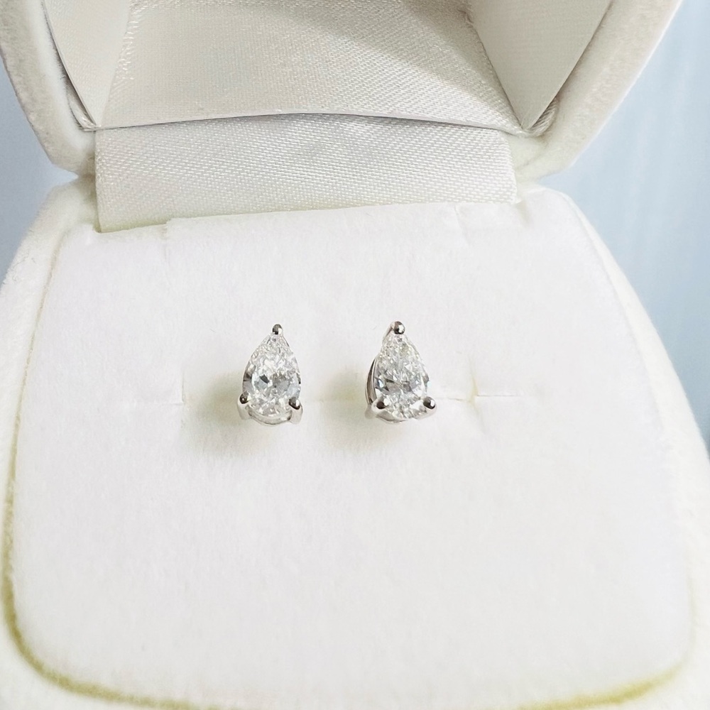 Pear Shaped Lab Grown Diamond Earrings